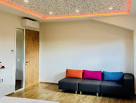 PUR-LED Showroom Undenheim